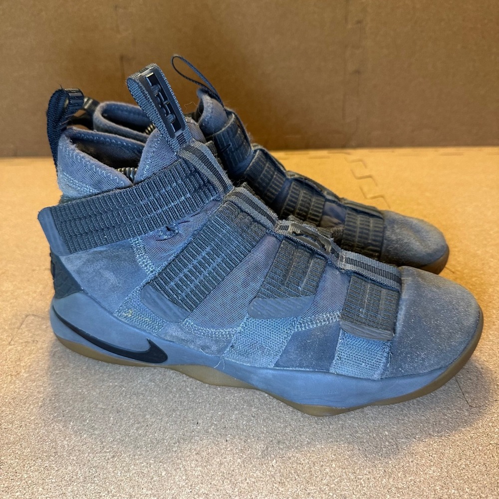 Nike LeBron Soldier 11 SFG Thunder Blue Gum Basketball Shoes 897646-003 Mens 7.5